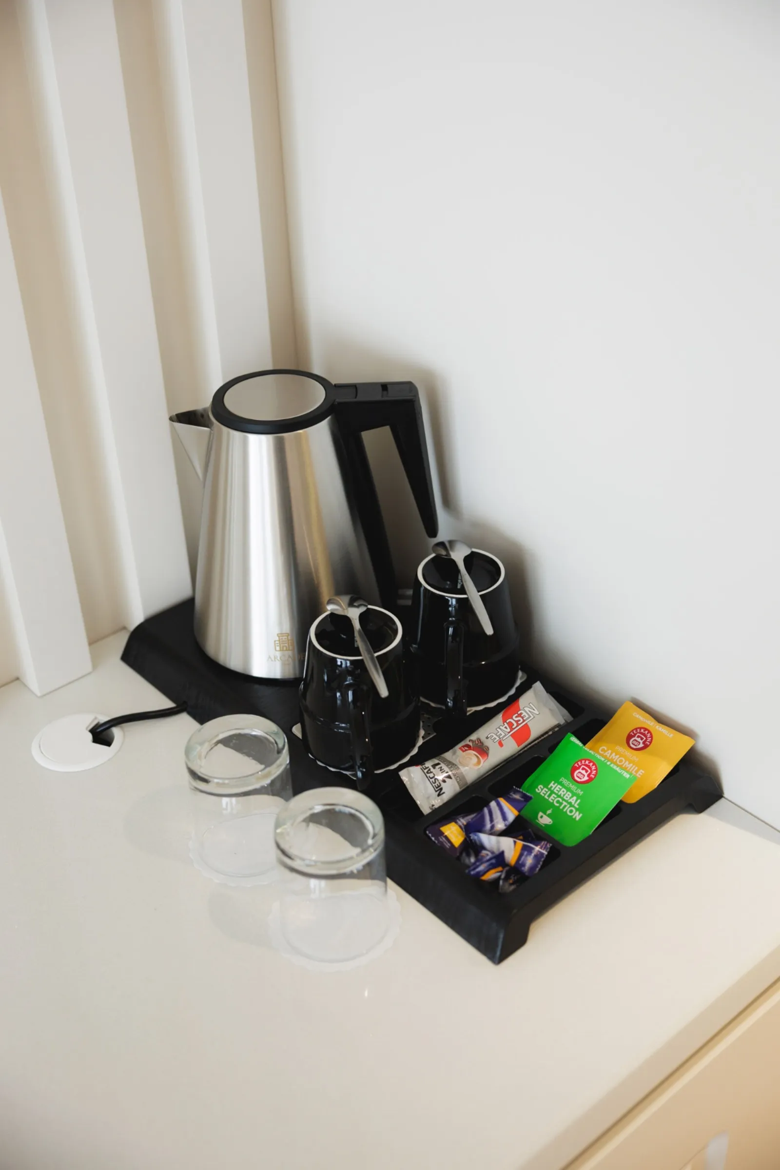 Tea and coffee set